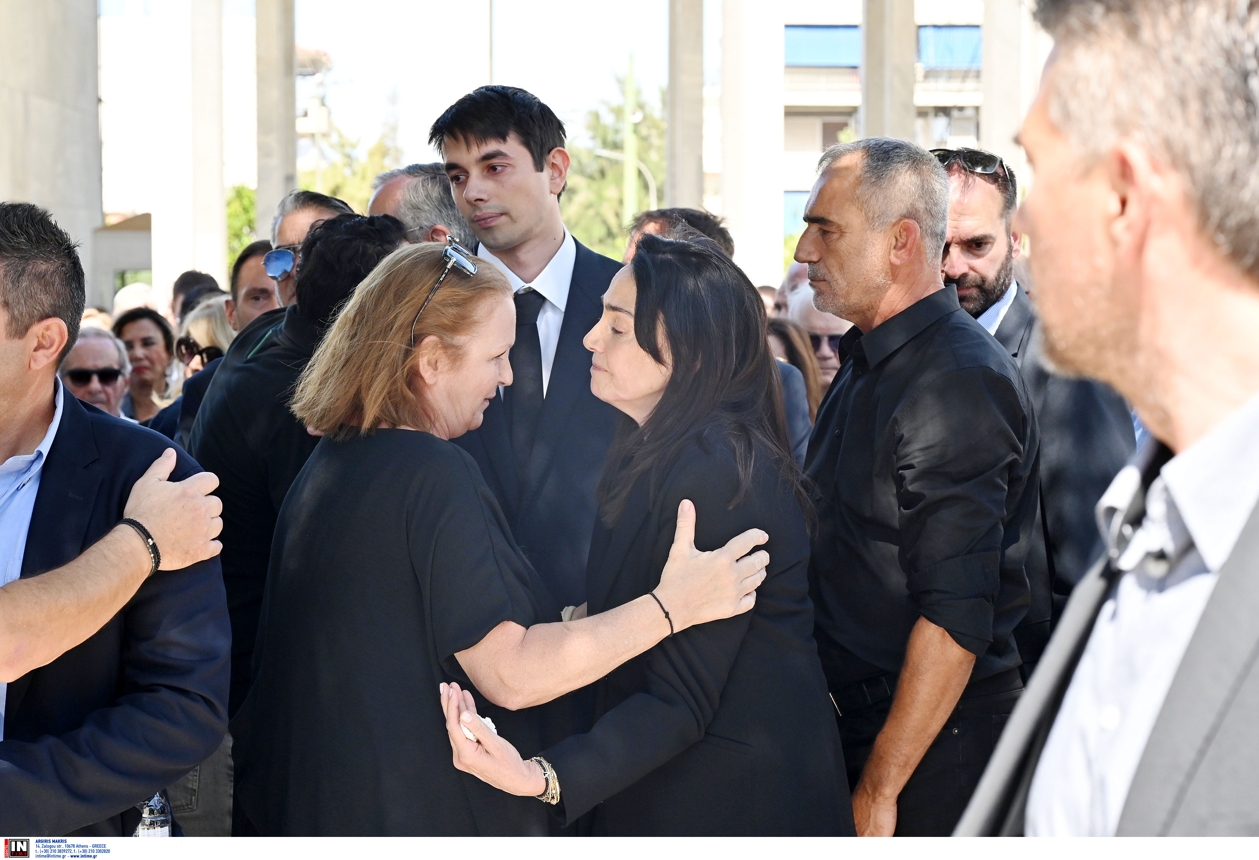 Λένα Σαμαρά: Στο Α’ Νεκροταφείο η οικογένειά της για το μνημόσυνο-2