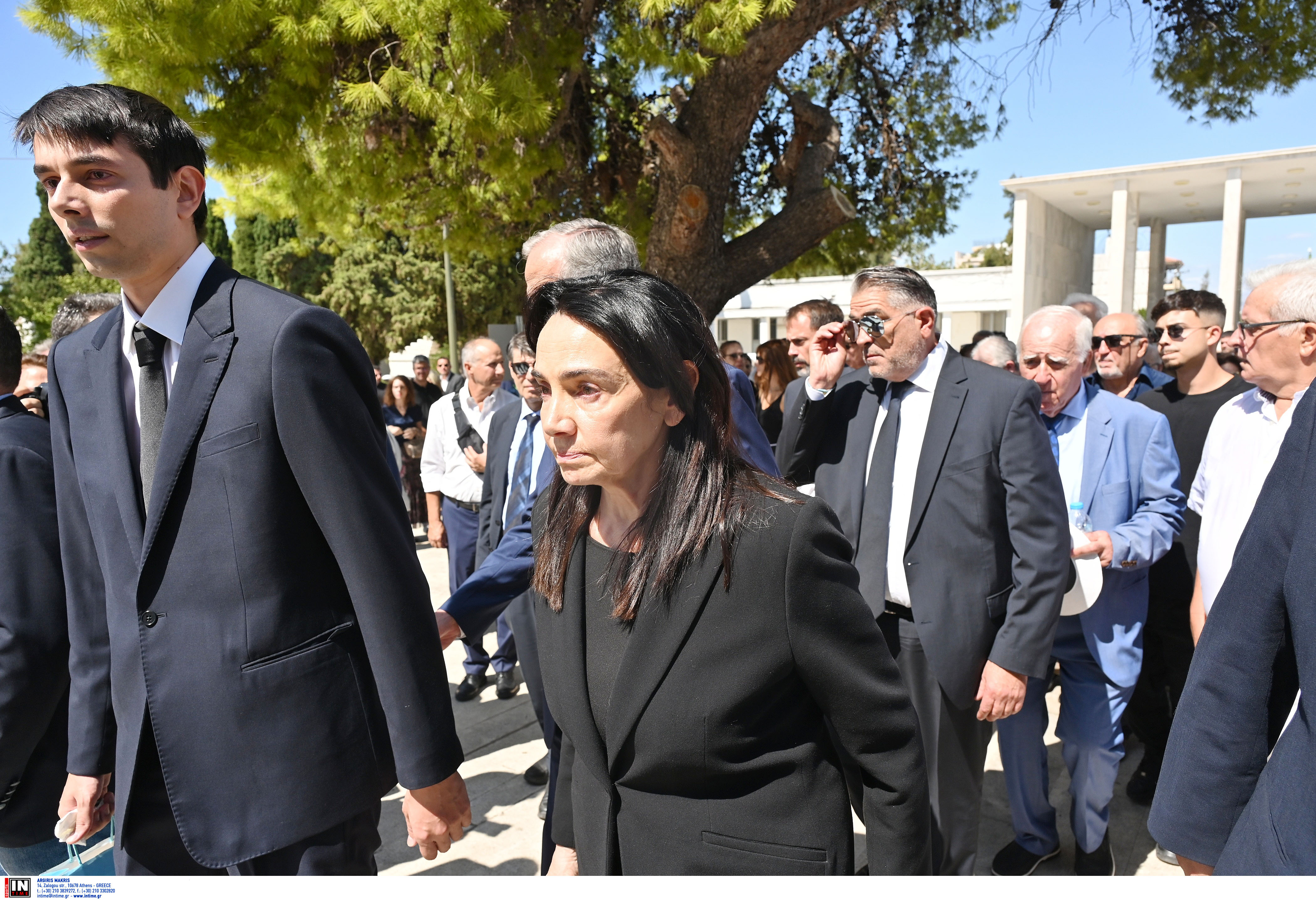 Λένα Σαμαρά: Στο Α’ Νεκροταφείο η οικογένειά της για το μνημόσυνο-3