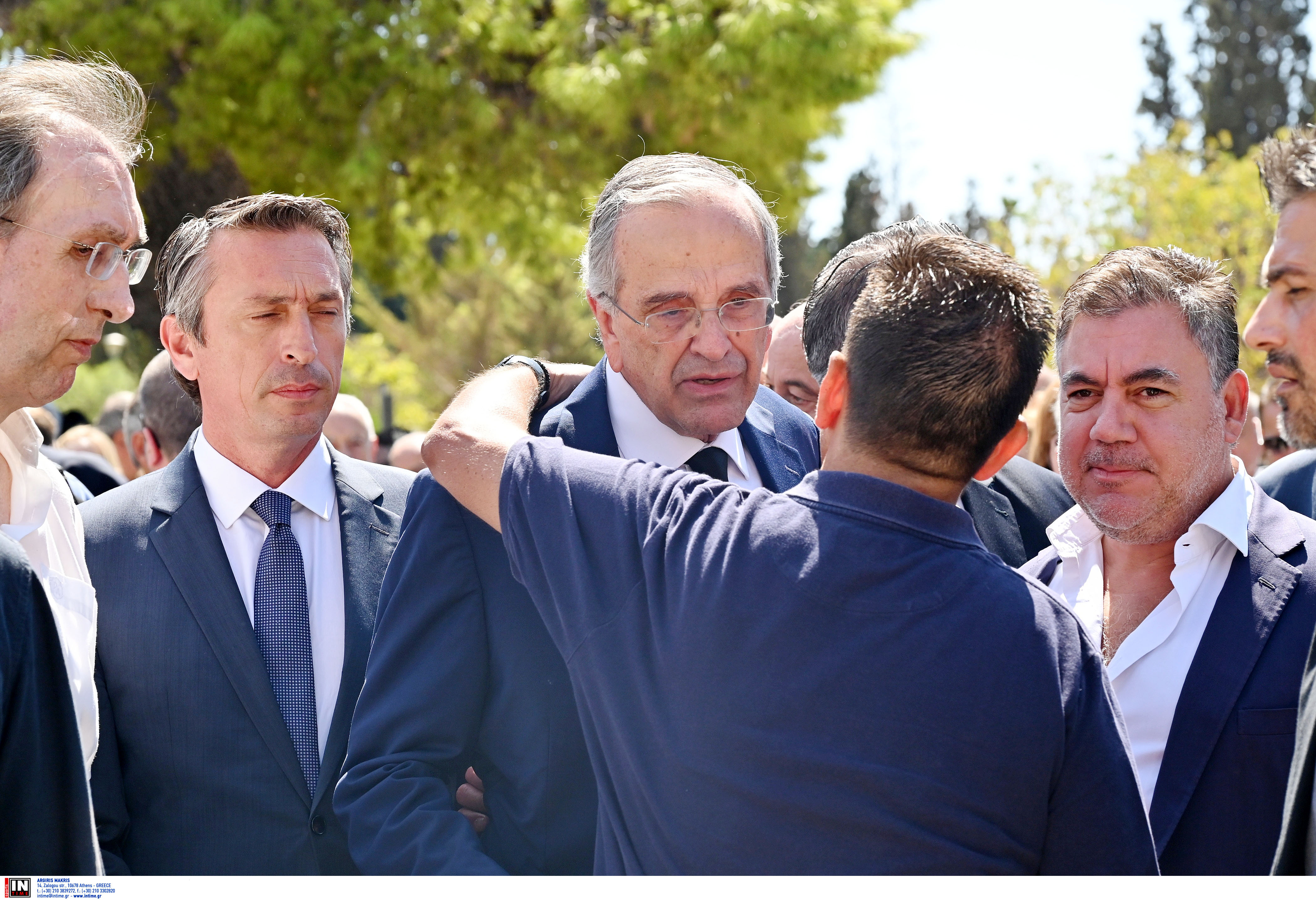 Λένα Σαμαρά: Στο Α’ Νεκροταφείο η οικογένειά της για το μνημόσυνο-4