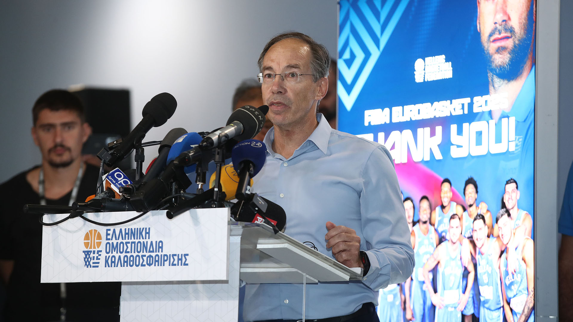 Eurobasket 2025: Η Εθνική έφτασε στην Αθήνα υπό τους ήχους του «Final Countdown» [φωτογραφίες]-4