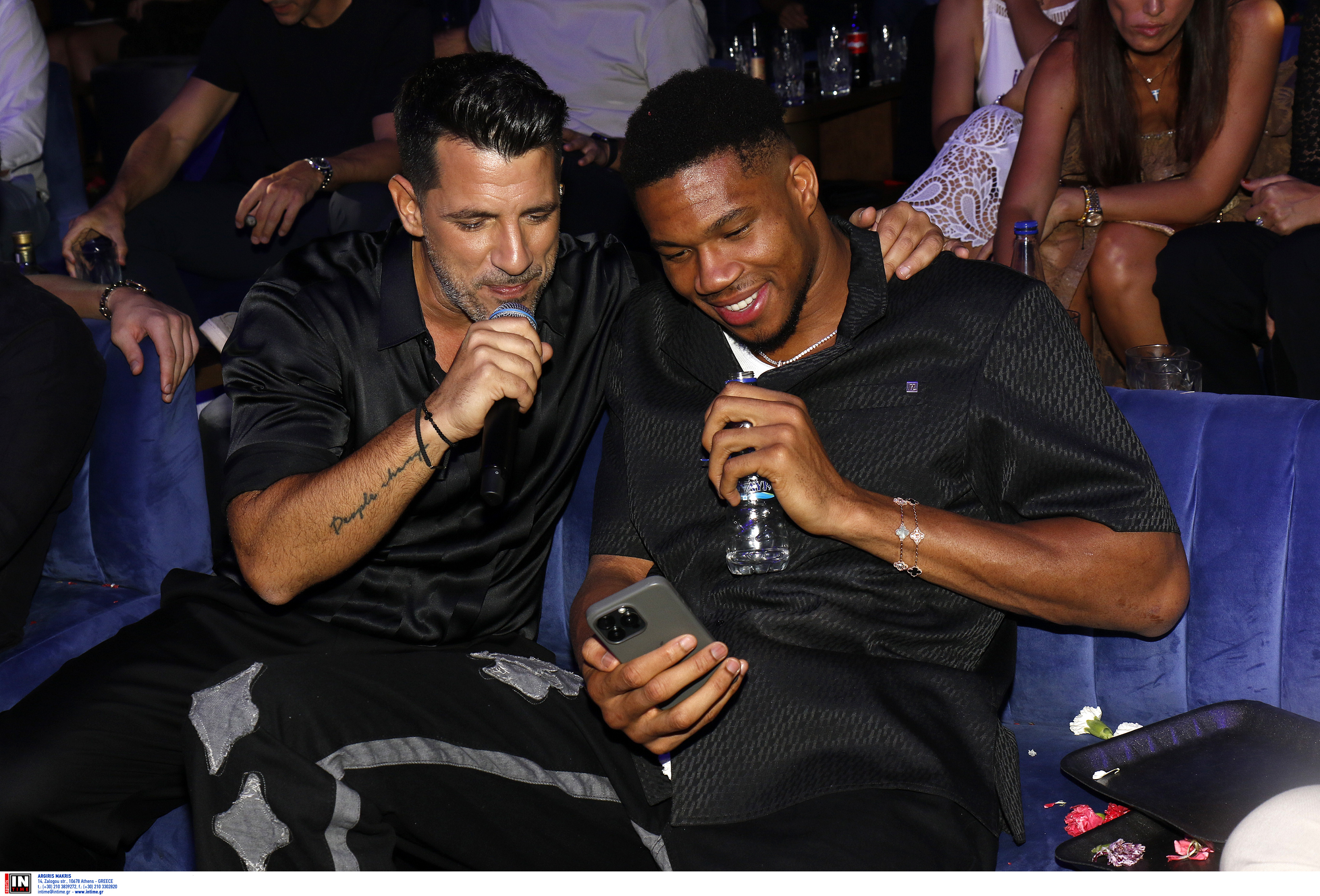 Eurobasket 2025: Το γλέντι της Εθνικής στα μπουζούκια – Φωτογραφίες και βίντεο-3