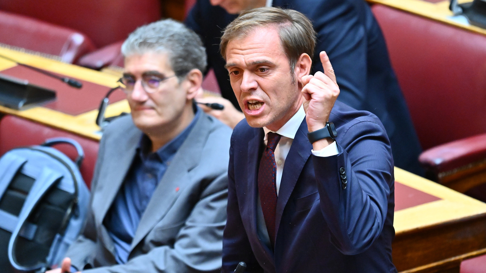 Ενταση με Φλωρίδη και Γιαννούλη: «Εχετε λατρεία προς δολοφόνους και εγκληματίες» – «Είστε πολιτικά αχρείος»-1