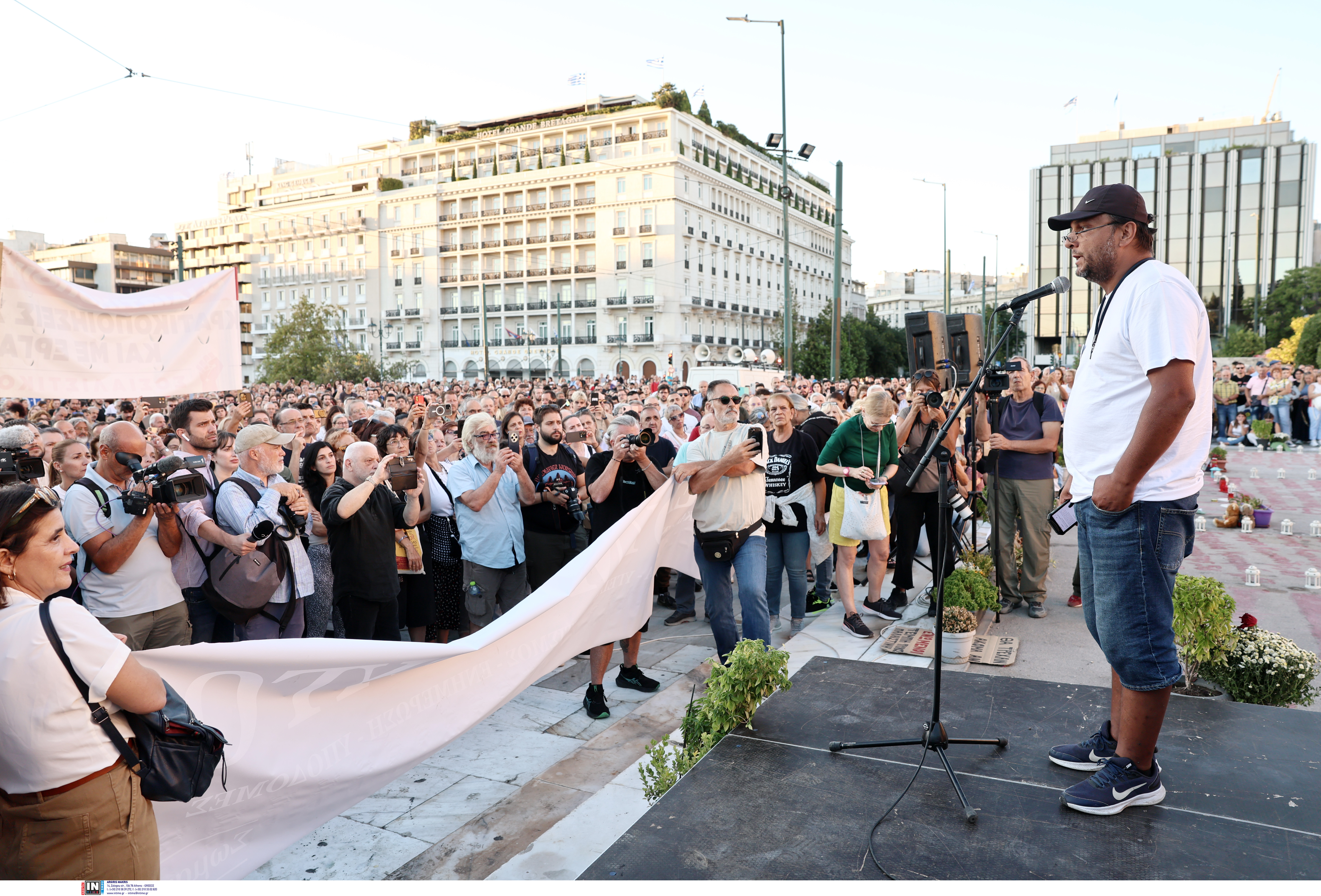 Τέμπη:  Συγκέντρωση αλληλεγγύης στο Σύνταγμα για τον απεργό πείνας Πάνο Ρούτσι-1