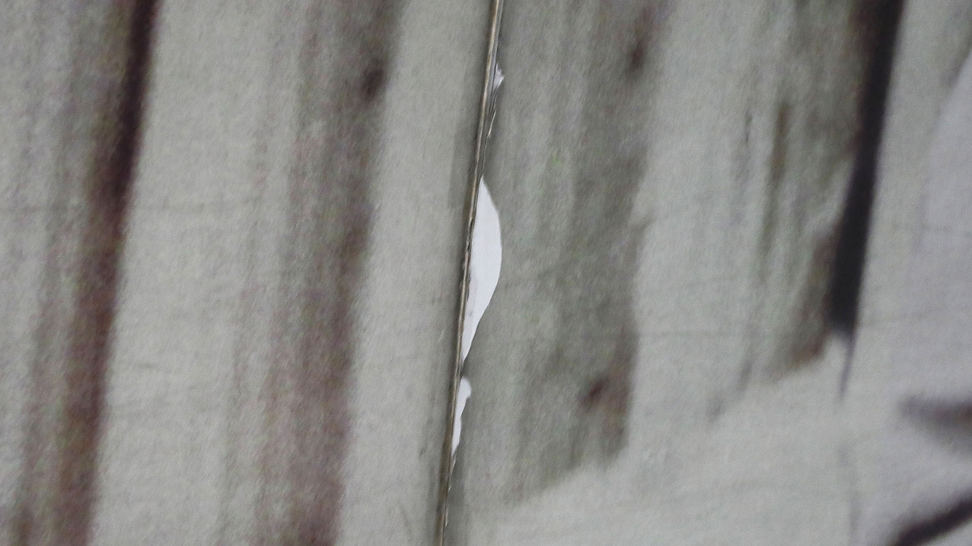 Φθορές στη φωτογραφία της Μελίνας Μερκούρη στον σταθμό «Ακρόπολη»-3