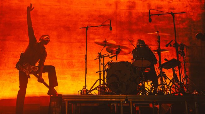 ο-χαρισματικός-αλεξ-καπράνος-563810611