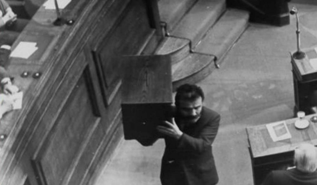 Η επεισοδιακή εκλογή Σαρτζετάκη στην Προεδρία-4