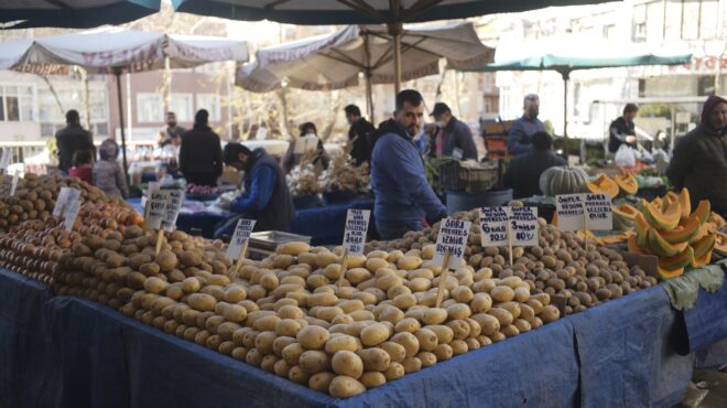 επίμονα-υψηλός-ο-πληθωρισμός-στην-του-563795371