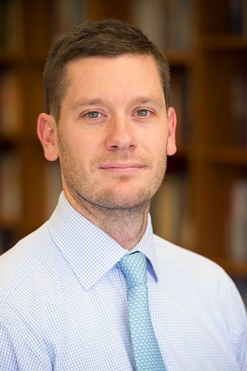 Χαλ Μπραντς στην «Κ»: «Αλλοπρόσαλλη και ιδιότροπη η κυβέρνηση των ΗΠΑ»-1