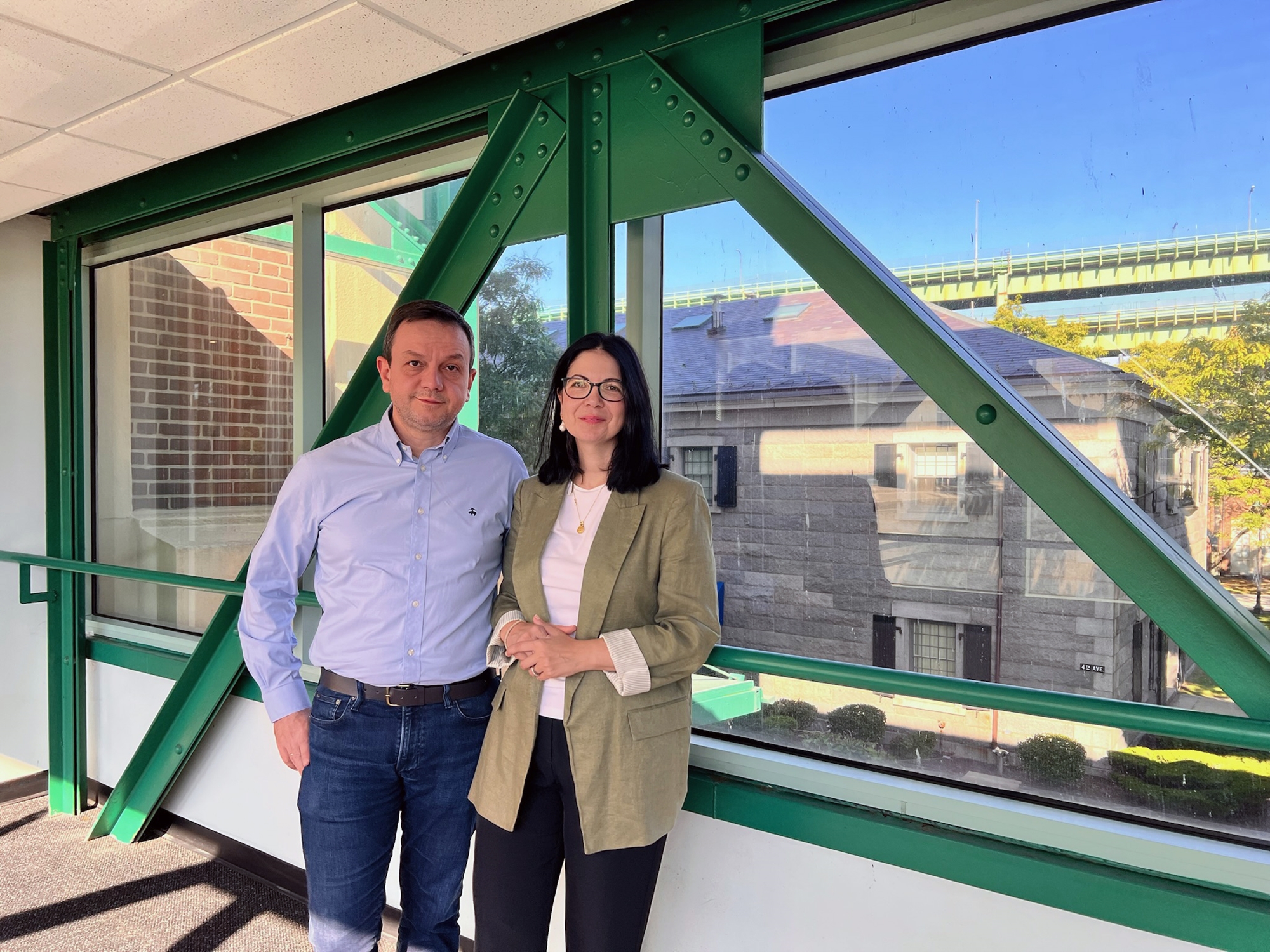 Οδοιπορικό της «Κ» στη Βοστώνη: Ερευνα, Χατζιδάκις και Καζαντζίδης στην «Αθήνα» της Αμερικής-3