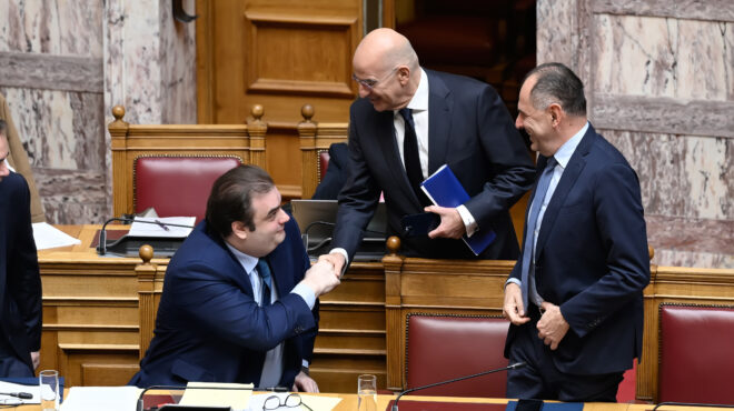 δημοσκόπηση-δένδιας-και-πιερρακάκης-563842240