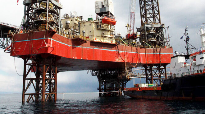 το-πράσινο-σκάφος-energy-observer-στον-πρίνο-563815582