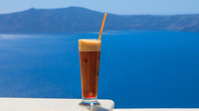 η-δανία-του-νότου-και-ο-φόρος-του-καφέ-563795251