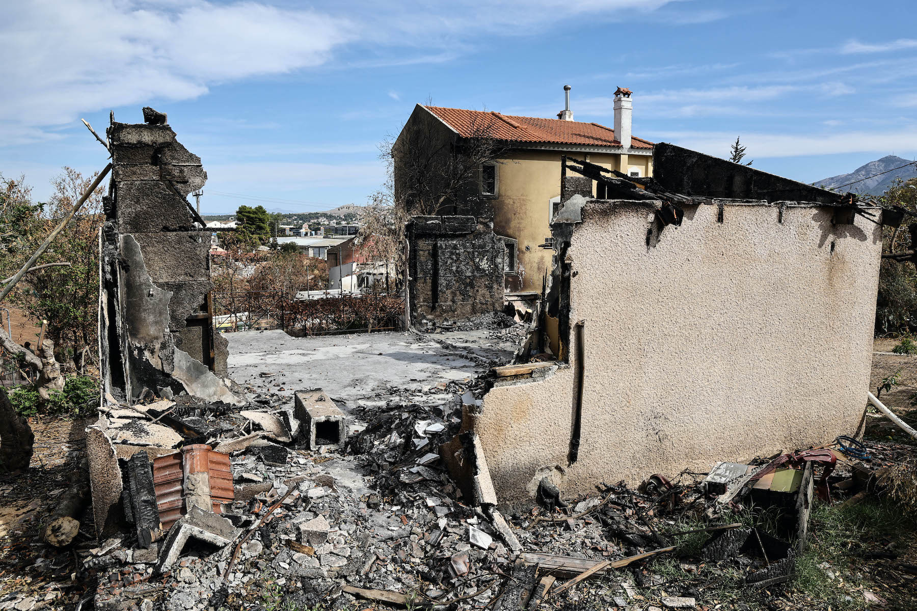 Κάηκαν το 2021. Και φέτος κάηκαν ξανά-2