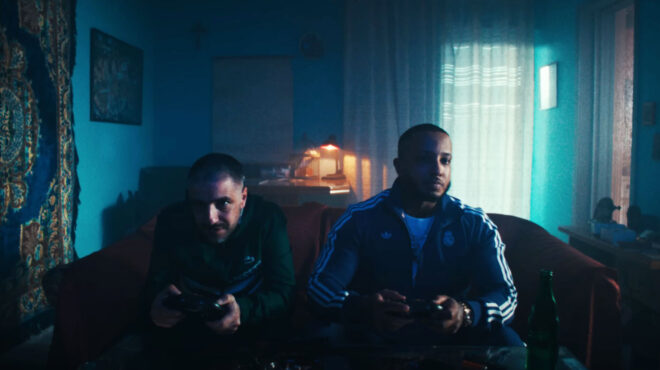 ο-βασίλης-κεκάτος-σκηνοθετεί-λεξ-και-light-563815813