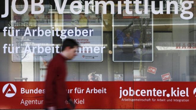 γερμανία-σε-υψηλό-14ετίας-η-ανεργία-563841748