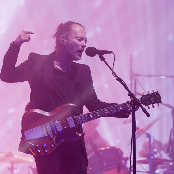 οι-radiohead-γίνονται-σοφοί-πάνω-στη-σκηνή-563798047