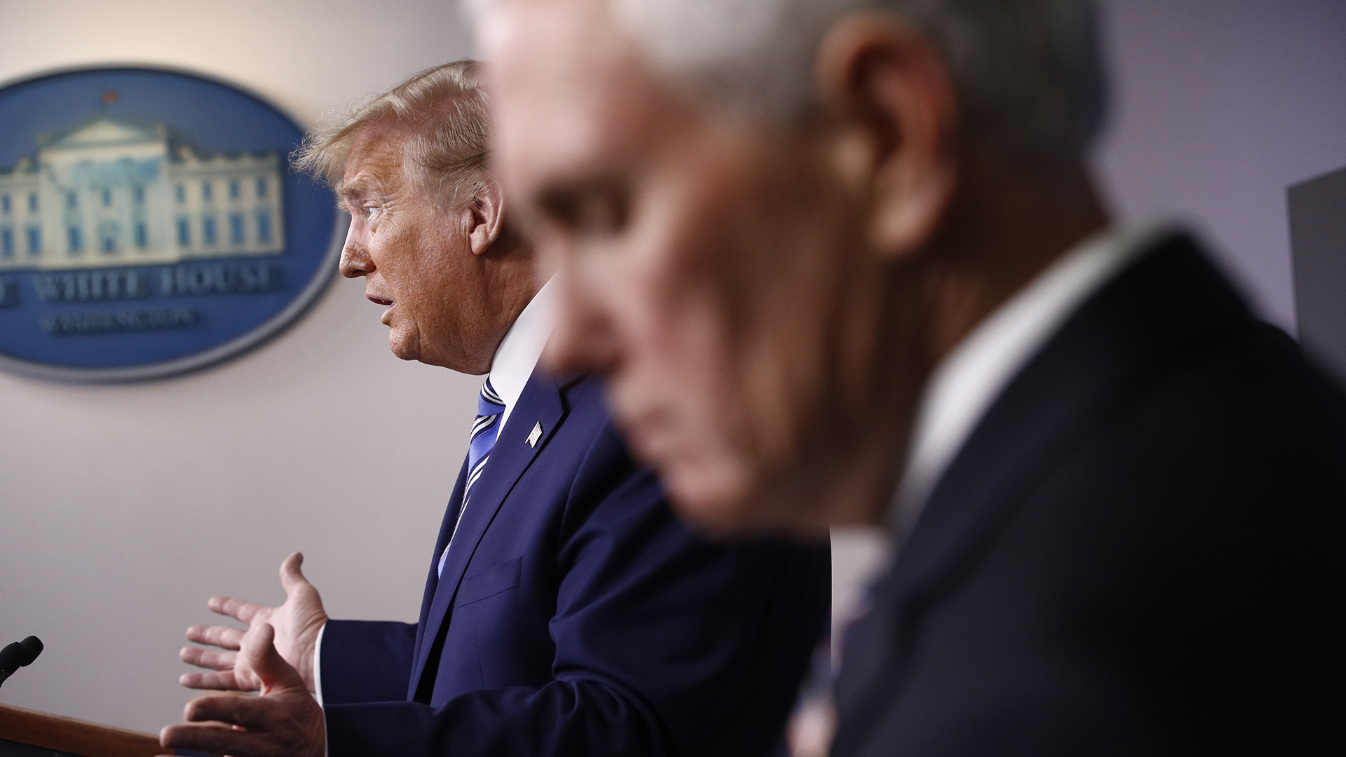 «Καταραμένες» φιλίες στο Οβάλ Γραφείο-5