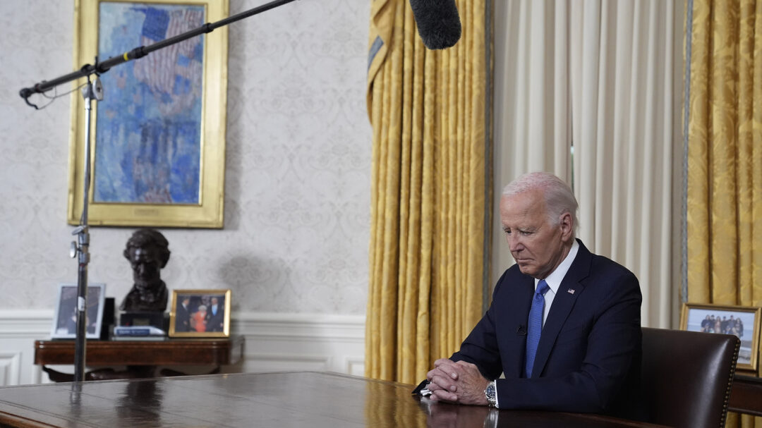 ποιος-ακούει-σήμερα-τον-τζο-μπάιντεν-563815531