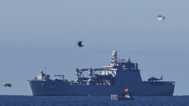 hurriyet-για-καλώδιο-διέρχεται-από-την-τουρ-563801803