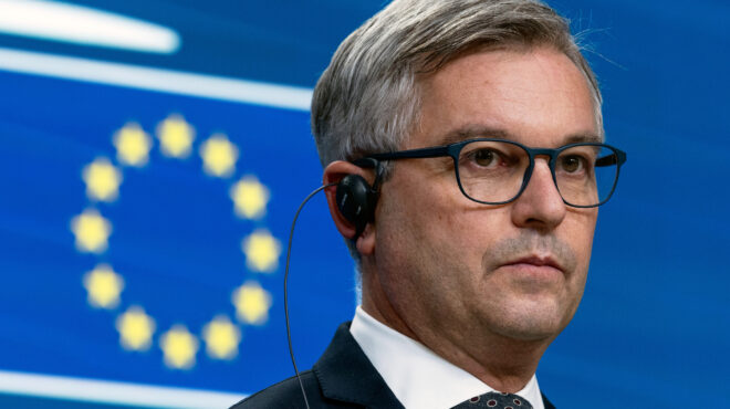 οι-ροές-δεν-σταμάτησαν-ουσιαστικά-πο-563813704