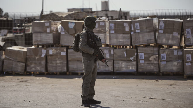 ισραήλ-επί-ποδός-δεκάδες-χιλιάδες-έφε-563792071