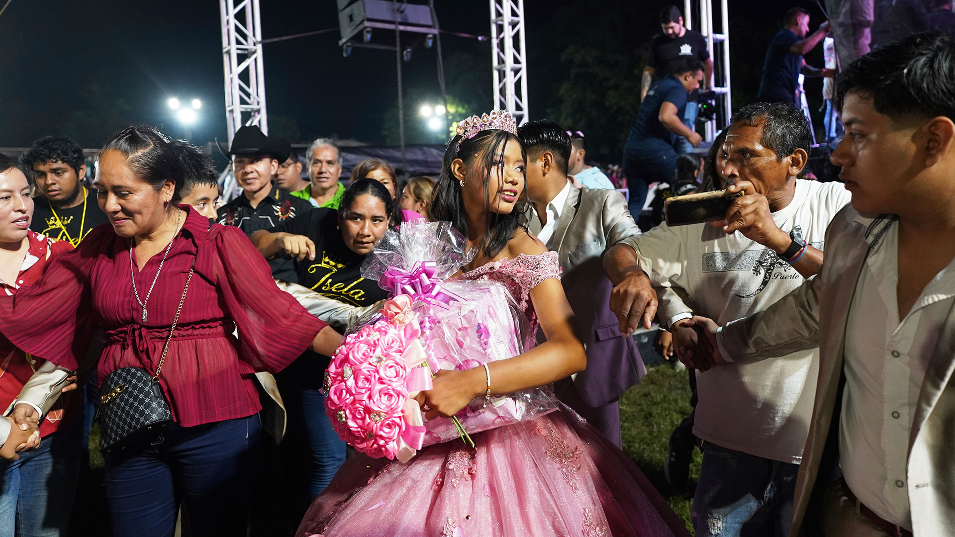Πώς ένα αποτυχημένο πάρτι άλλαξε τη ζωή της 15χρονης Ισέλα-6