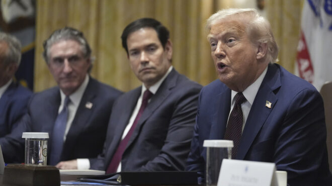 ο-τραμπ-αποκάλεσε-το-σικάγο-παγκόσμι-563792593