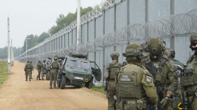 πολωνία-λευκορωσία-τα-κλειστά-σύνο-563819842