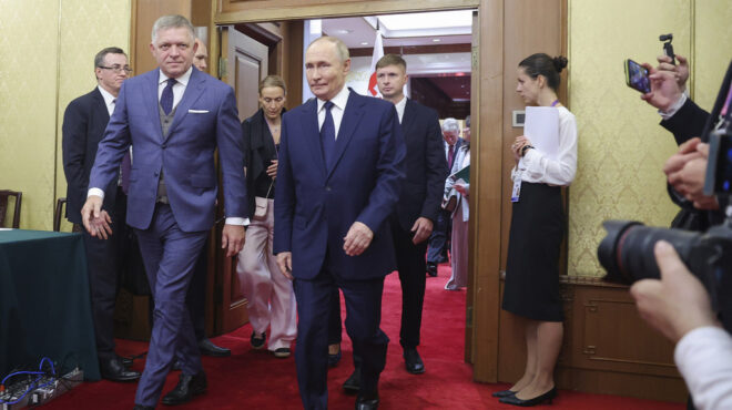 κομισιόν-ο-φίτσο-δεν-εκπροσωπεί-την-ε-ε-563792275