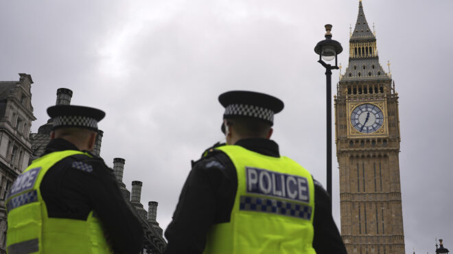 βρετανία-συλλήψεις-με-άρωμα-ρωσική-563820262