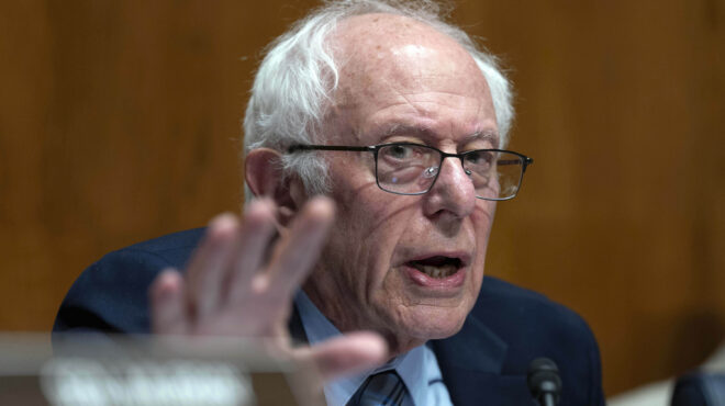 σάντερς-αυτό-είναι-ο-αυταρχισμός-η-φ-563820718