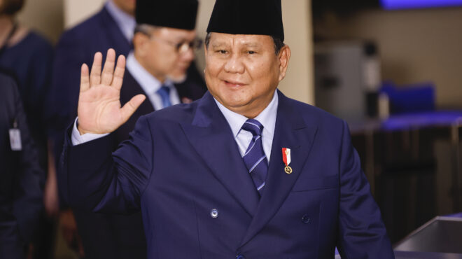 ινδονησία-ο-πρόεδρος-υπερασπίζεται-τ-563839486