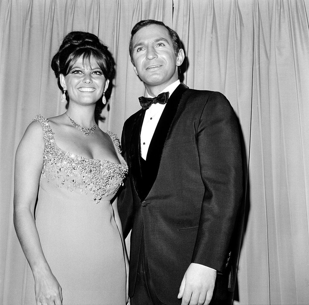 Απεβίωσε η ηθοποιός Κλαούντια Καρντινάλε-2