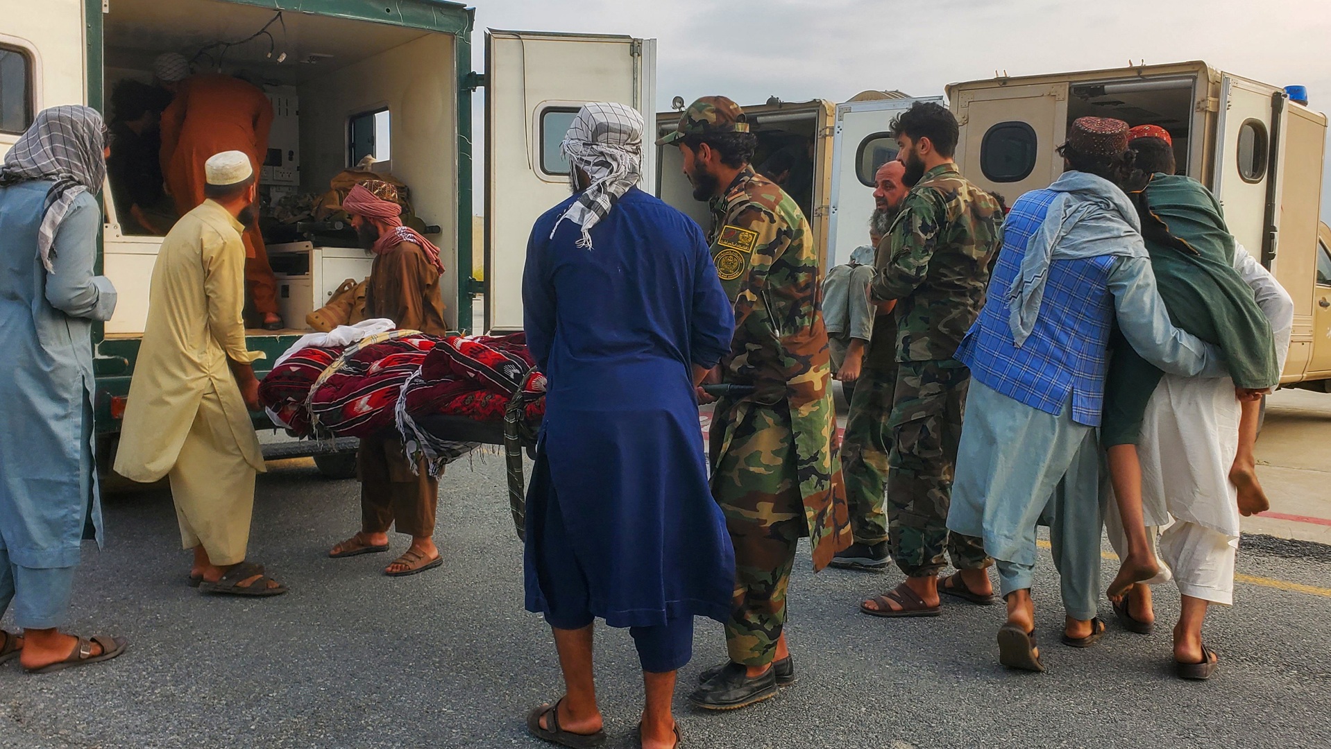 Αφγανιστάν: Τεράστια καταστροφή από τον σεισμό των 6 Ρίχτερ [εικόνες και βίντεο]-5