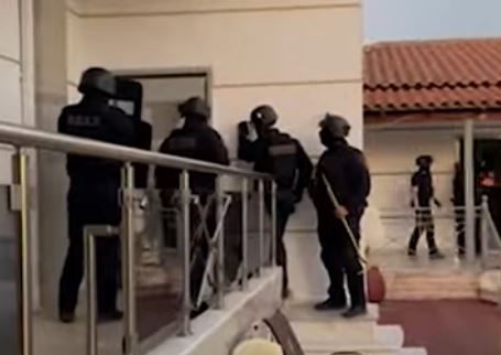 επιχείρηση-της-ελ-ασ-στο-ζεφύρι-8-συλλή-563809348