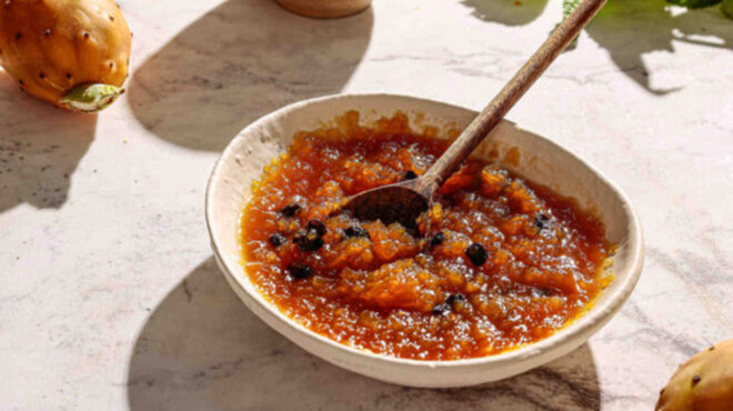 chutney-φραγκόσυκου-με-σταφίδες-563801428