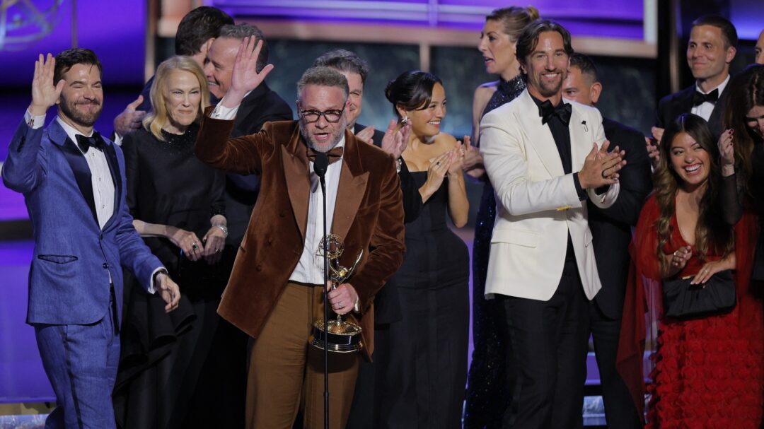 emmy-2025-θρίαμβος-για-τα-the-studio-και-adolescence-563813209