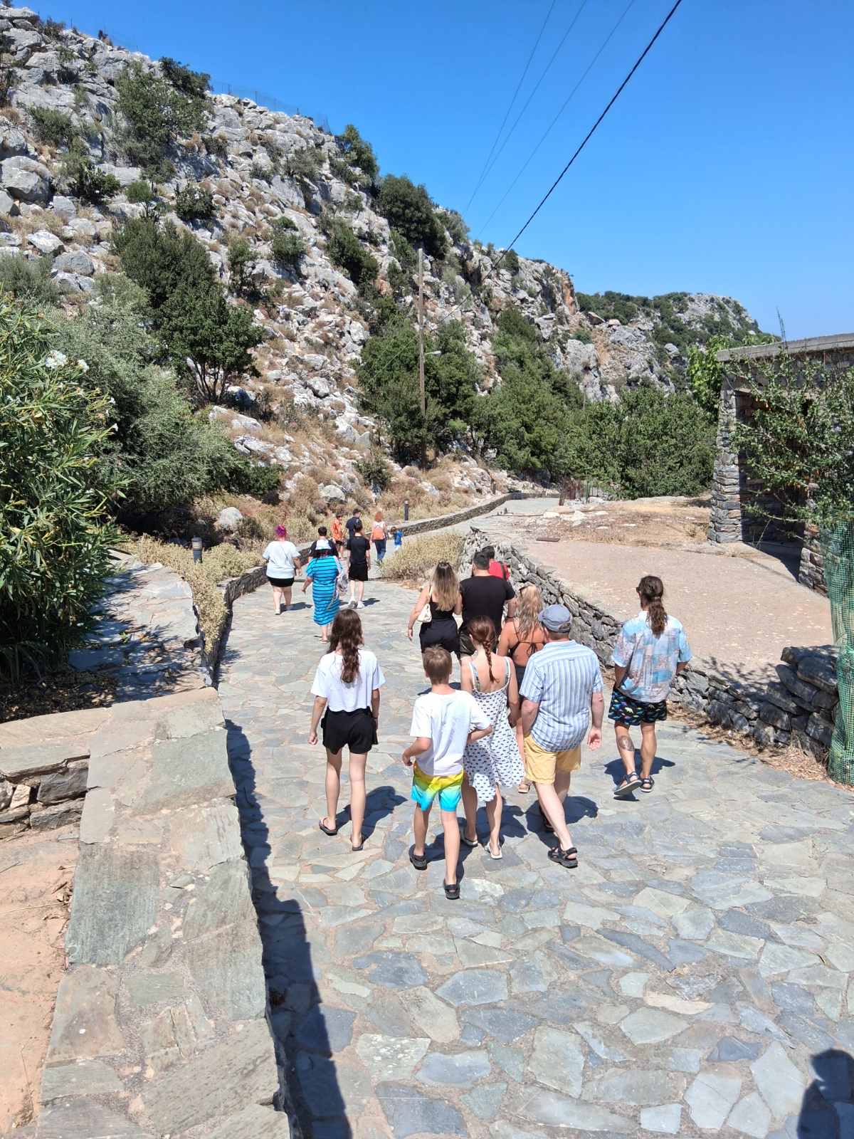 Σφενδόνη: Στα άδυτα του μεγαλύτερου επισκέψιμου σπηλαίου της Κρήτης-2