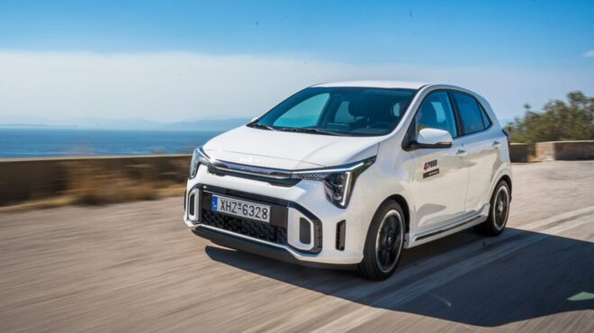 τα-αυτοκίνητα-πόλης-που-κυριαρχούν-στ-563822968