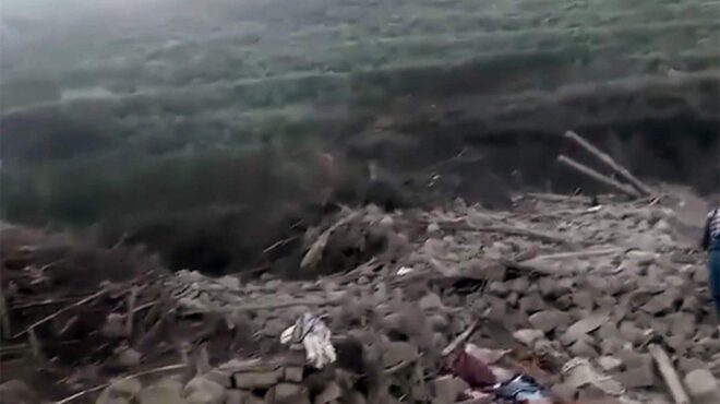 πακιστάν-εκρηξη-από-βομβαρδισμό-σε-στ-563826589