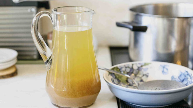 πώς-κόβουμε-τον-μούστο-563812693