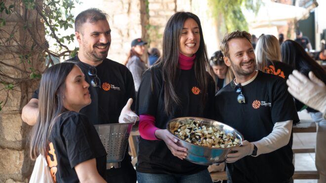 the-collective-ένας-χρόνος-εθελοντικής-δράσης-και-563835727