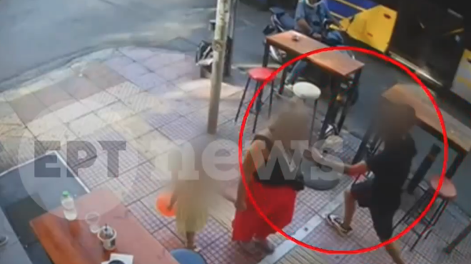 αρπαξαν-αλυσίδα-από-τον-λαιμό-γυναίκα-563822833