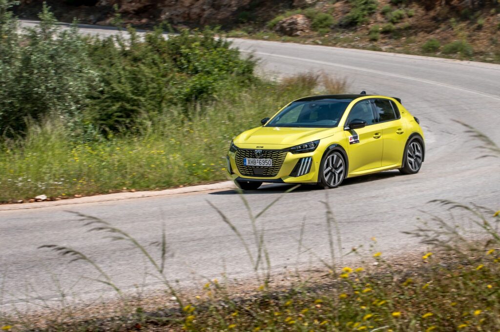 Συγκριτική δοκιμή: MG3 Hybrid+ – Peugeot 208 Hybrid 145 – Toyota Yaris Hybrid 130-4