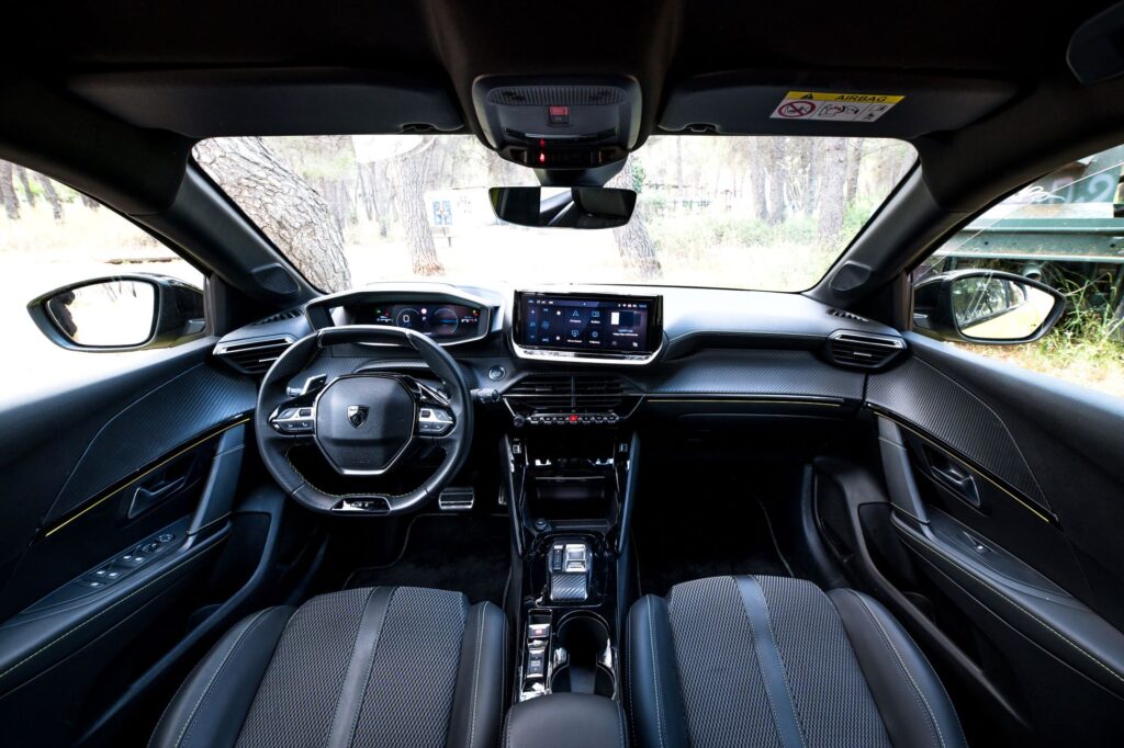 Συγκριτική δοκιμή: MG3 Hybrid+ – Peugeot 208 Hybrid 145 – Toyota Yaris Hybrid 130-6