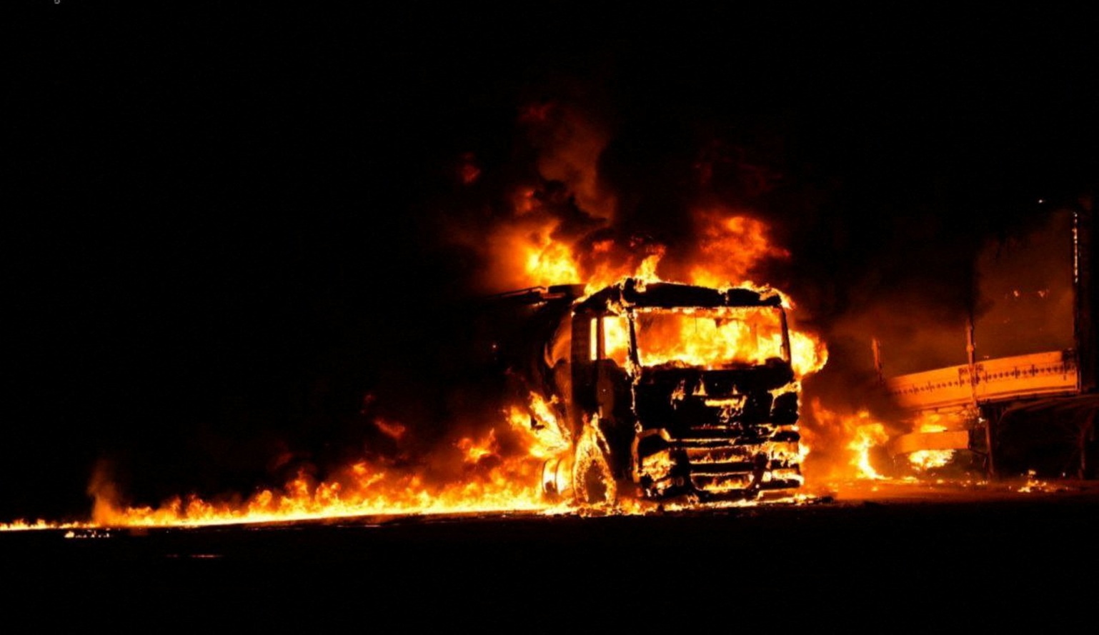 Ουκρανία: Ρωσικές επιδρομές στα νότια – Τουλάχιστον δύο πολίτες νεκροί-1