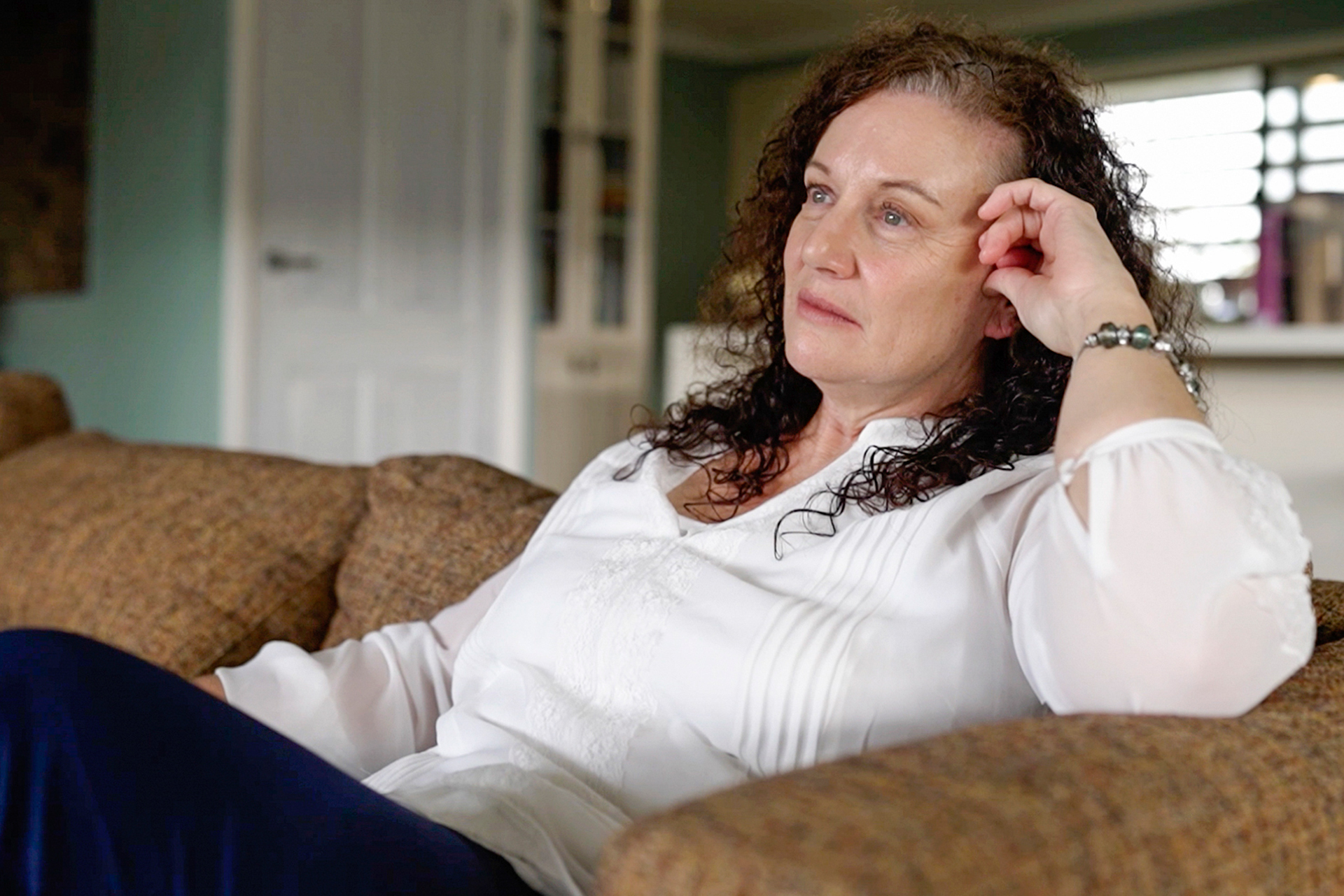 Διαβάστε στην «Καθημερινή της Κυριακής»-6