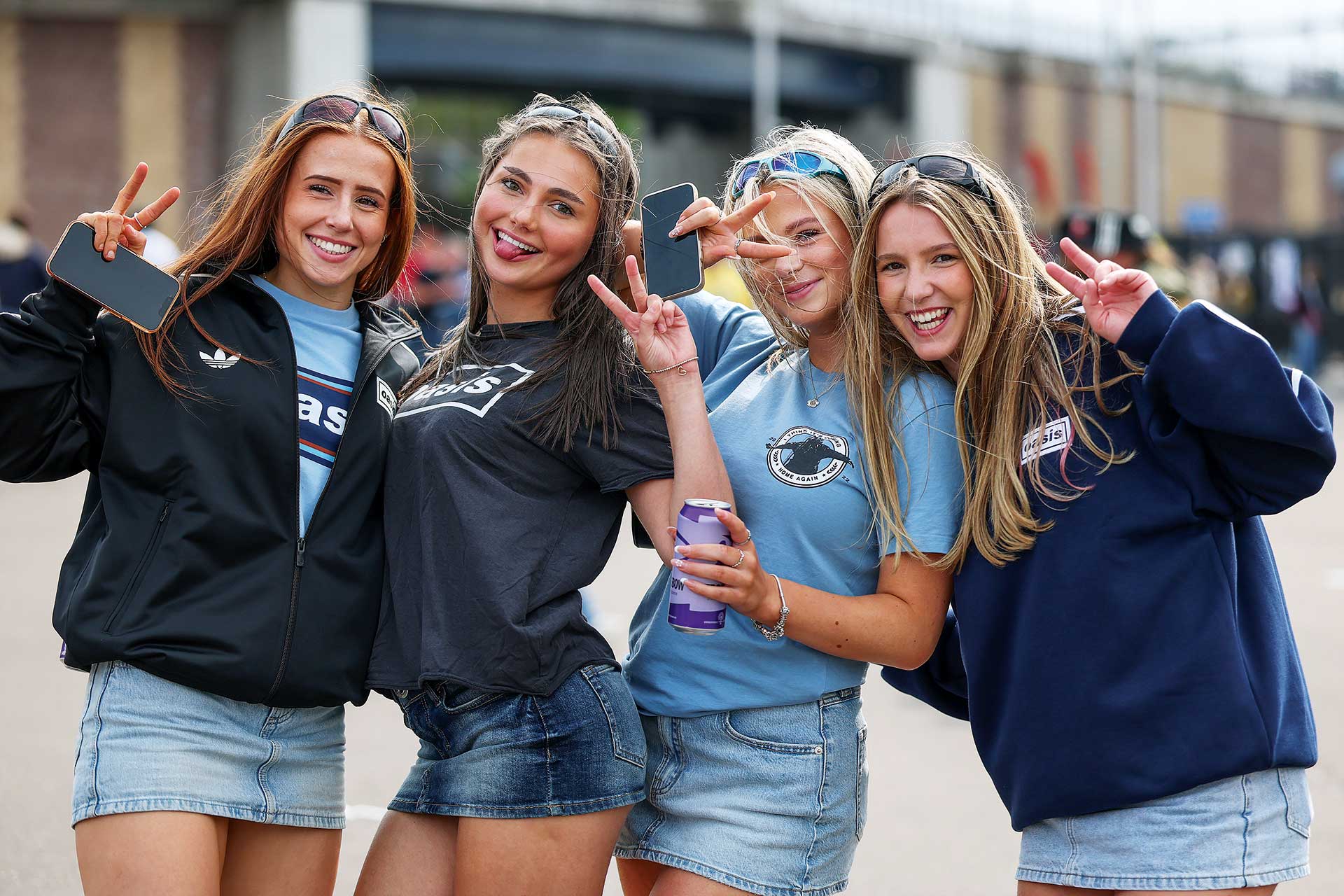 Είδαμε live τους Oasis και καταλάβαμε γιατί «σπάνε» καρδιές και ταμεία-3