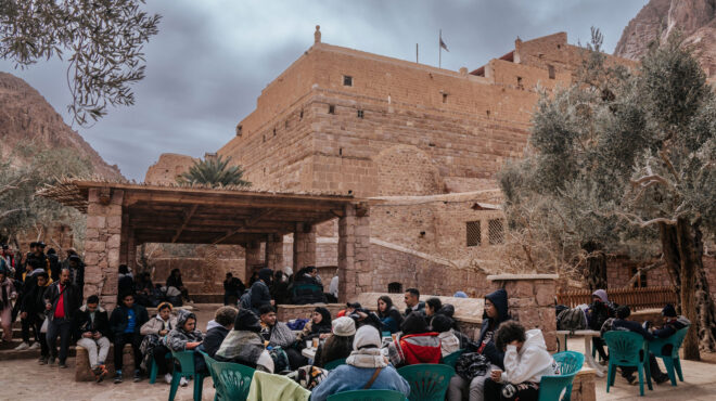μονή-σινά-σενάριο-για-απομάκρυνση-του-563793568