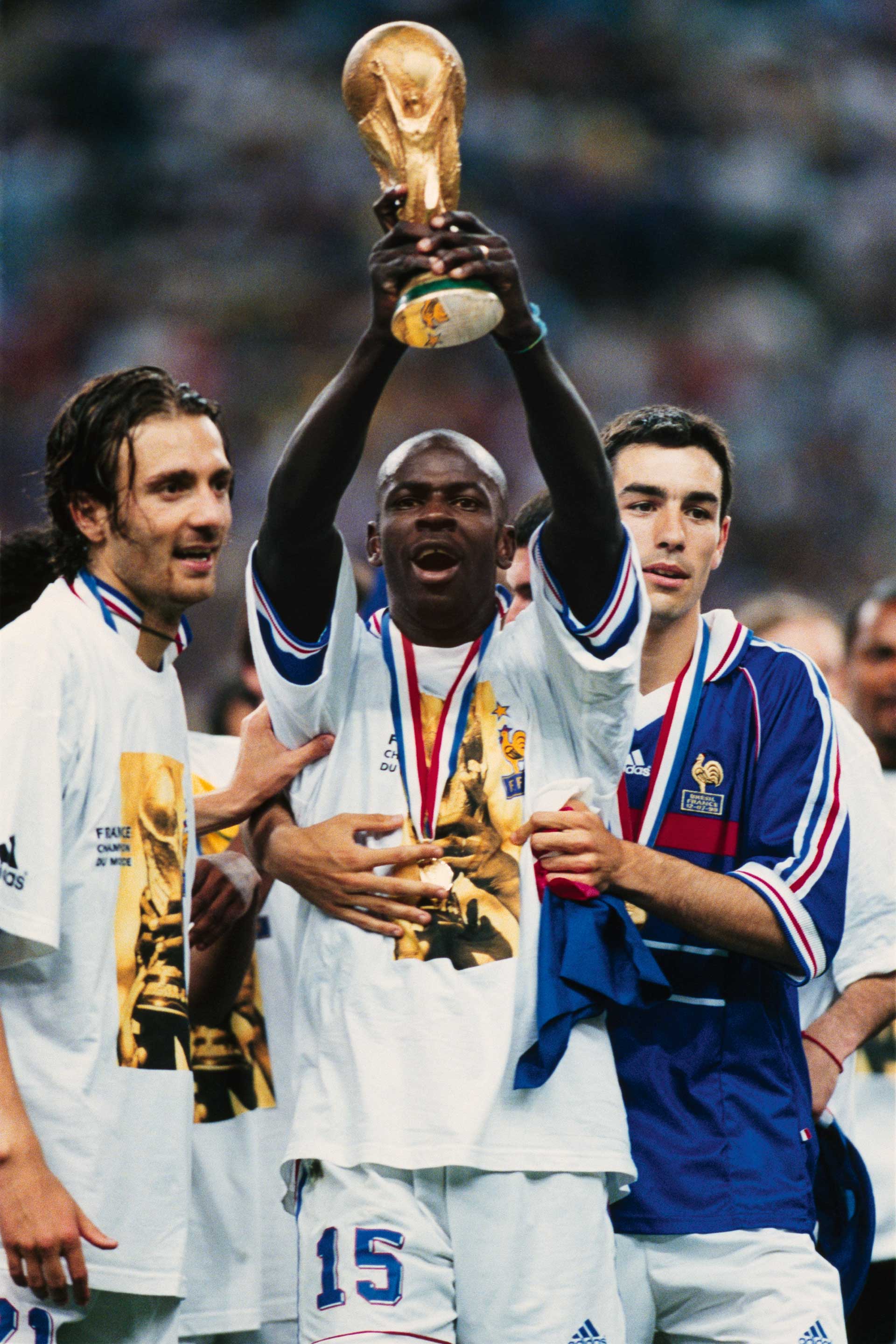 Λιλιάν Τιράμ στο Κ: «Το χρώμα είναι μία κατασκευή»-1